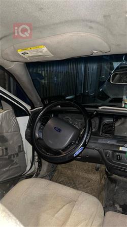 فورد كراون فيكتوريا